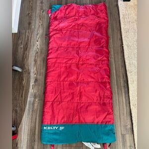 Kelty Kids Sleeping Bag 30°F | Youth Camping Sleeping Bag | Red